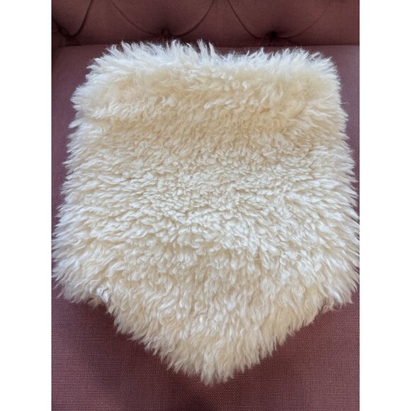 Perfect Moment Faux Shearling Face Scarf in Snow White One Size Neck Warmer - Picture 6 of 8